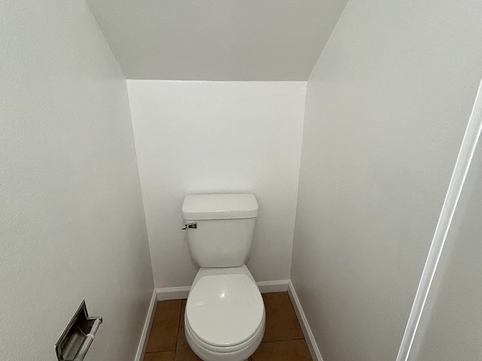 2 bed, 1.5 bath, 900 sqft, $3,200 — Photo 3