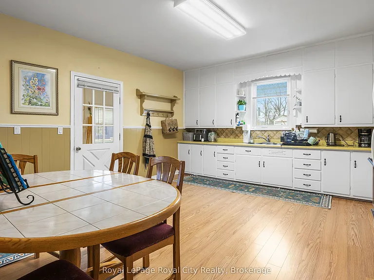 20 Crimea St — Photo 7