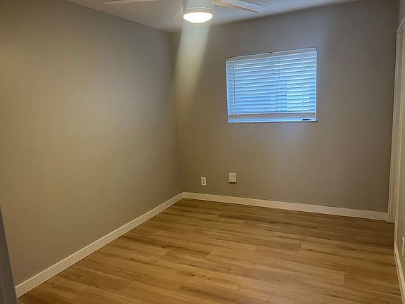 4th image of 4156-60 Folsom Ave #7efeb98f0