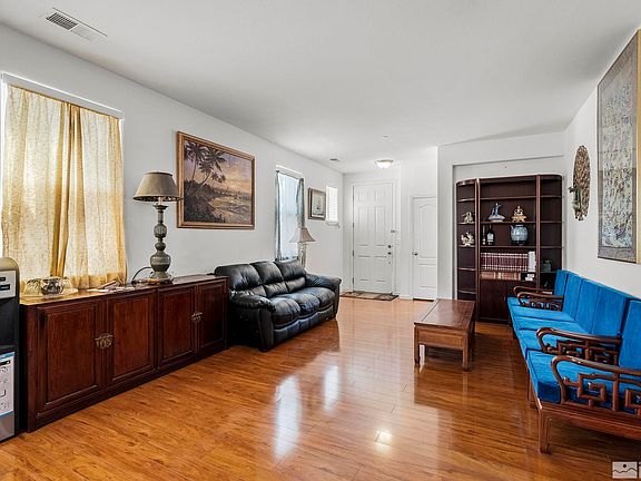 4th image of 5339 Vista Heights Dr
