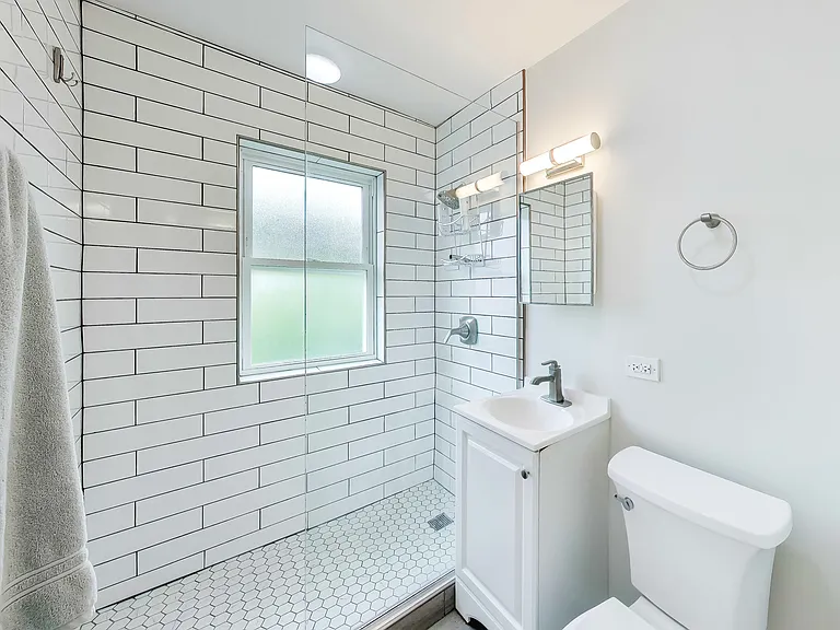 6407 N Normandy Ave #2N — Photo 14