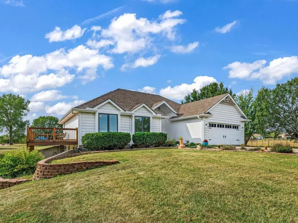 5045 NW 62nd St, Topeka, KS 66618