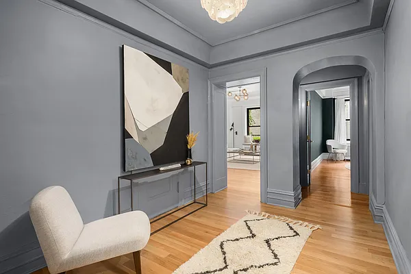 Sold by Douglas Elliman | media 14