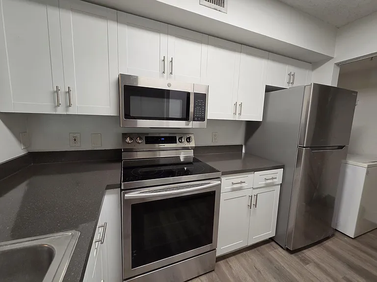 12112 Standrews Pl #212 — Photo 9