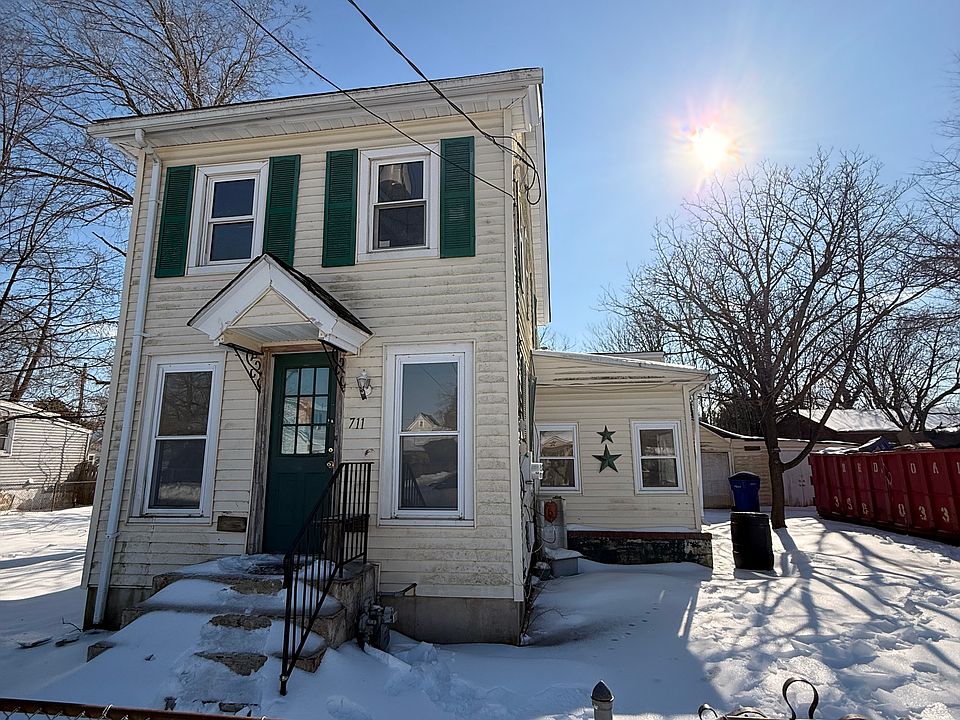 1st image of 711 Mulberry St