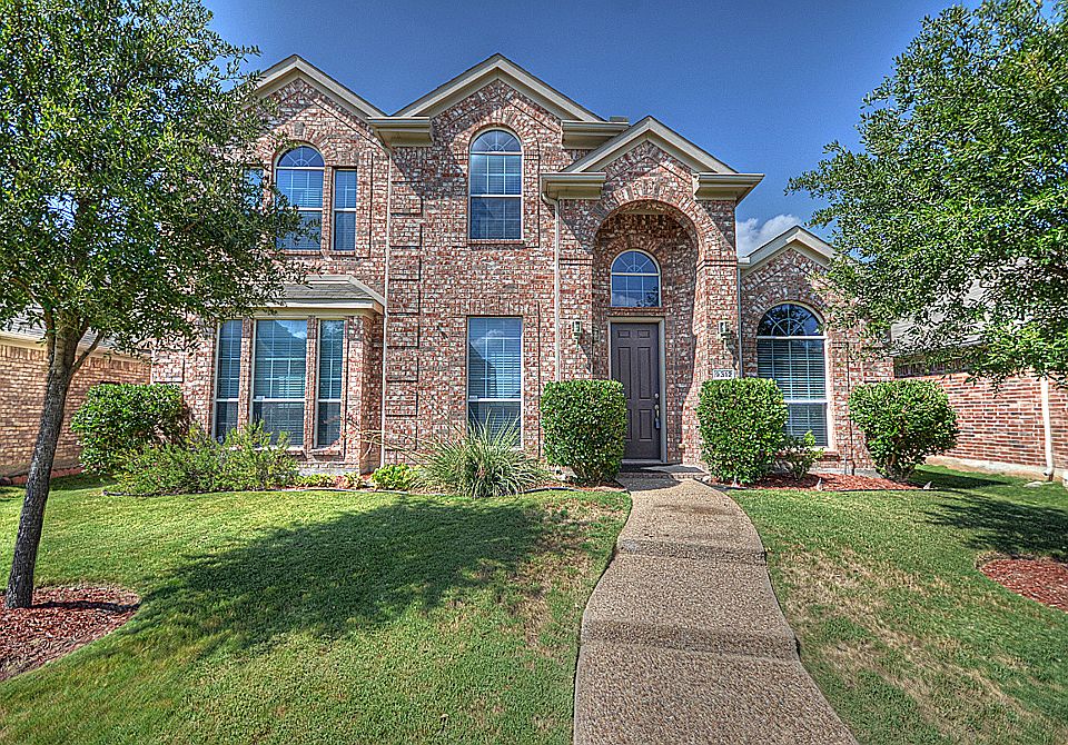 1st image of 9312 Woodhurst Dr