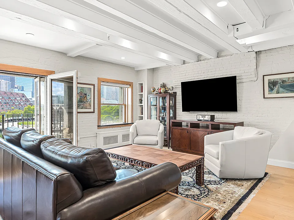 51 Commercial Wharf #5