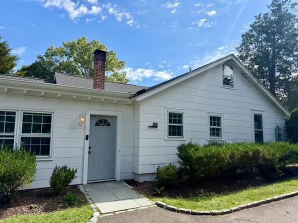 28 Treadwell Ave, Westport, CT 06880