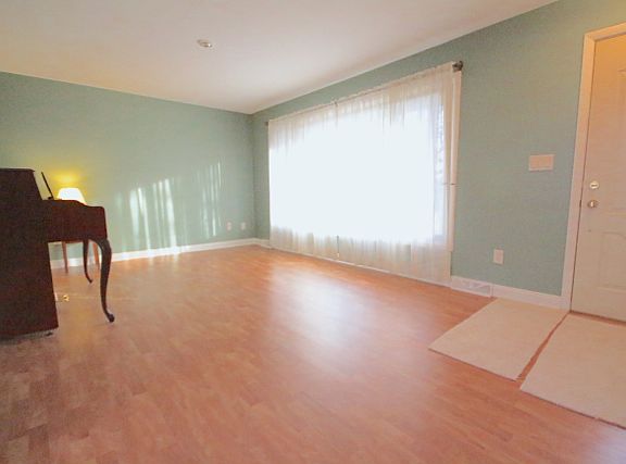 3rd image of 3047 Willow Creek Dr SW