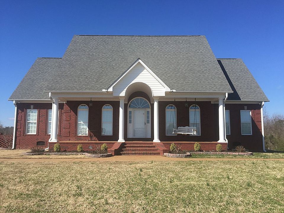 1st image of 667 Hillyard Ln