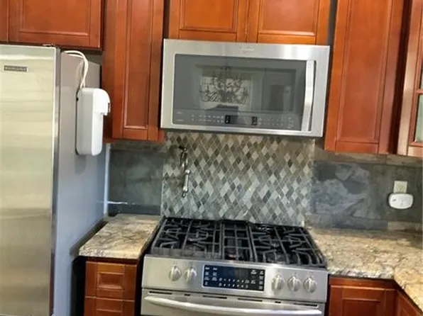 5526 Mandeville St, New Orleans, LA 70122
