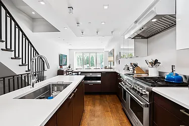 357 Henry Street in Cobble Hill : Sales, Rentals, Floorplans | StreetEasy