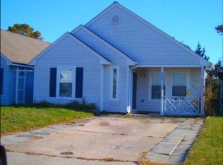 206 Jakes Ln, Newport News, VA 23608