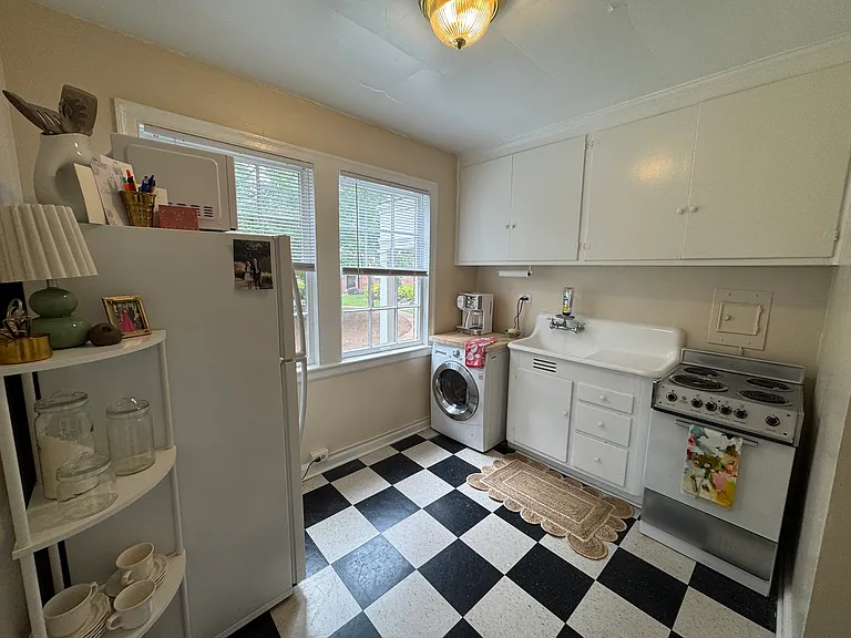 2832 Thornhill Rd #321B — Photo 67