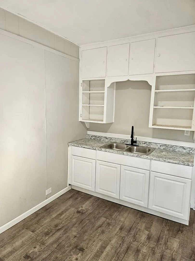 Freshly Renovated 2-Bedroom Home in Nevada! — Photo 3