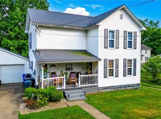 418 E Tuscarawas Ave, Gnadenhutten, OH 44629