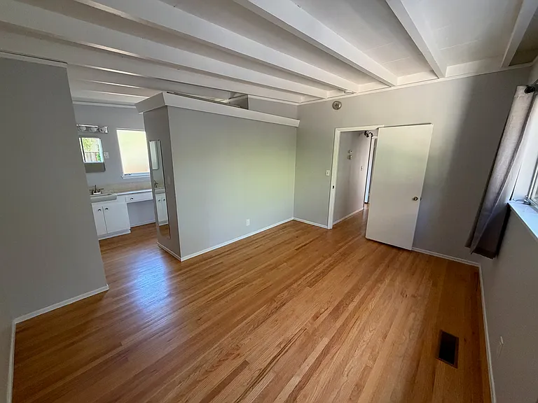 3630 Lupine Ave — Photo 13