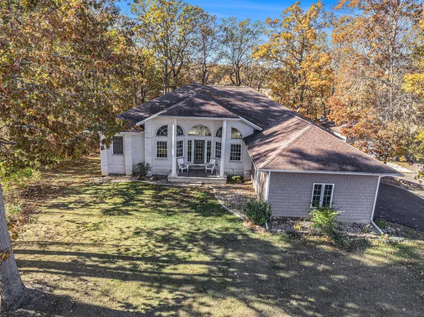 2718 Lindsey Rd, Jackson, MI 49201