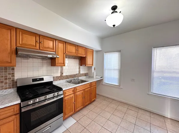 9 Fairmont Pl #1, Malden, MA 02148