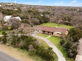 10731 Bar X Trl, Helotes, TX 78023