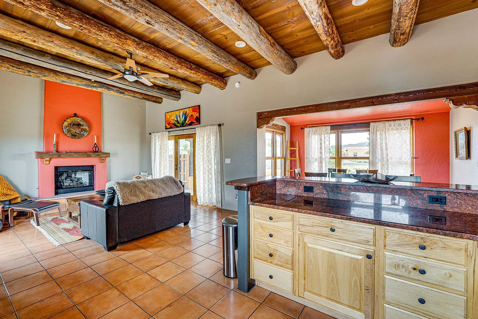 2 bed, 2.0 bath, 1313 sqft, $2,806 — Photo 4
