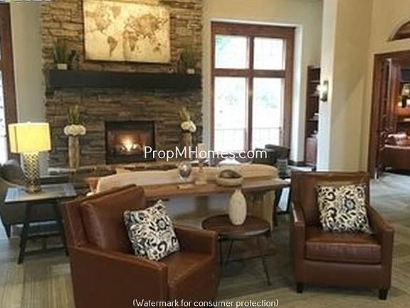 4th image of 3535 Summerlinn Dr