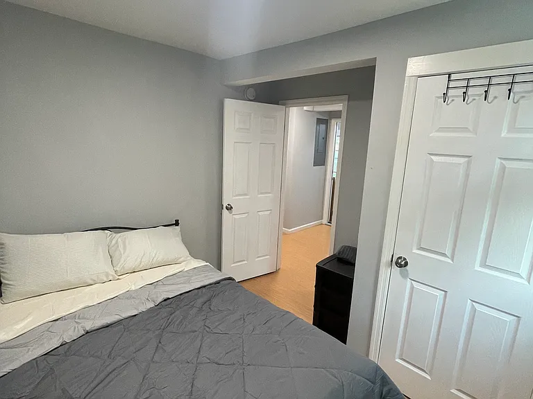 506 Clinton Ave #A — Photo 3