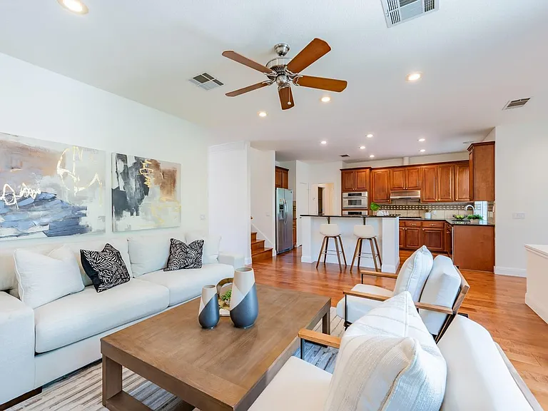 7724 Yaupon Dr — Photo 5