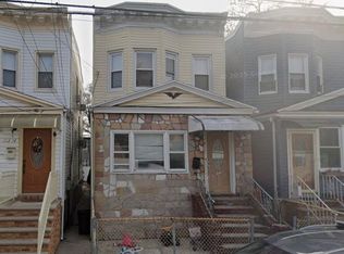 102-12 85th Road, Richmond Hill, NY 11418