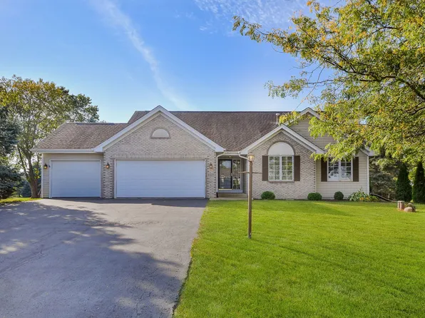 2917 Prairie Rd, Belvidere, IL 61008