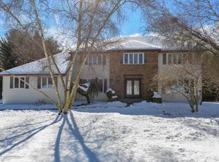 10 Armand Ct, Holmdel, NJ 07733