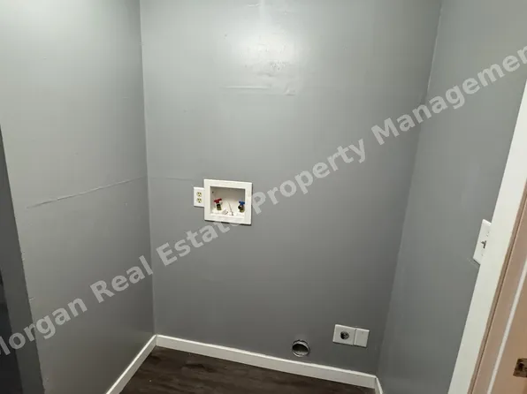511 Platte Ave #1A, Juniata, NE 68955