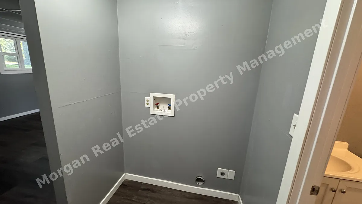 Building Photo - 511 Platte Ave #1A