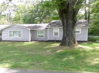 1004 Pinewood Ave, Bessemer, AL 35023