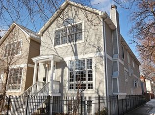 1818 W Barry Ave, Chicago, IL 60657