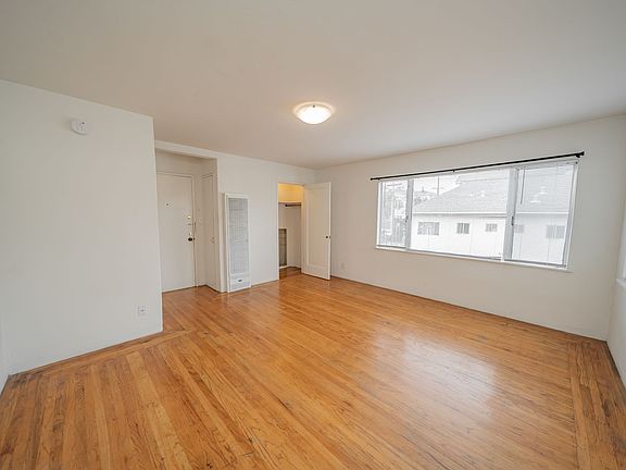 2nd image of 1811 6th Ave #1