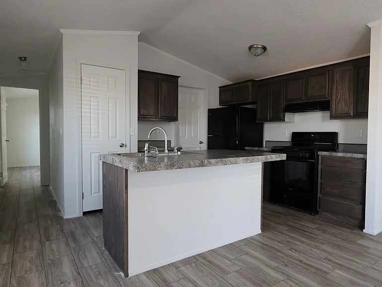 Horizon Park — Photo 13