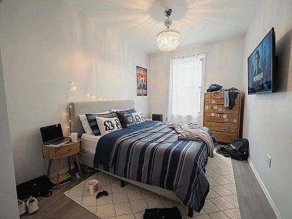 4th image of 616 67th St #3REAR