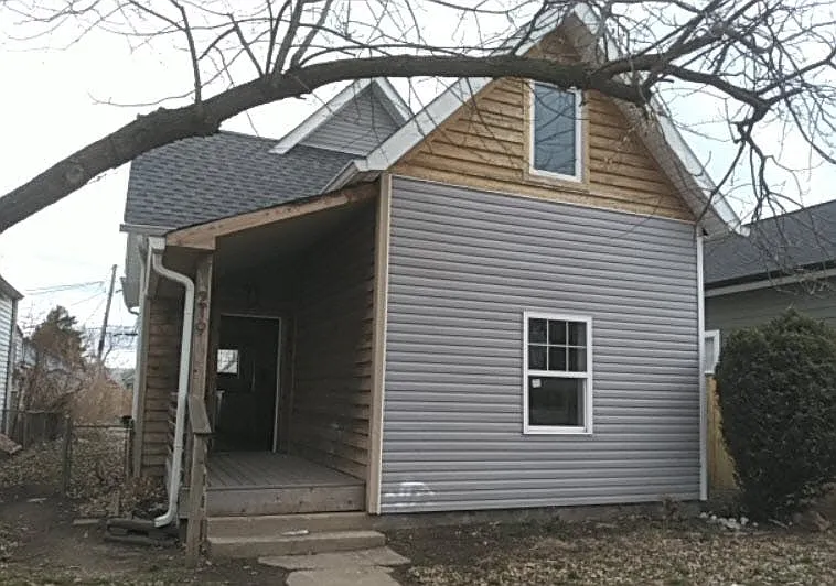 219 S Harris Ave photo 1