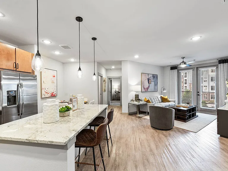 Knox at Metrocenter Apartments — Photo 23