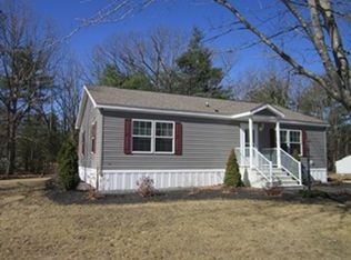 50 Fairfield Dr, Concord, NH 03301