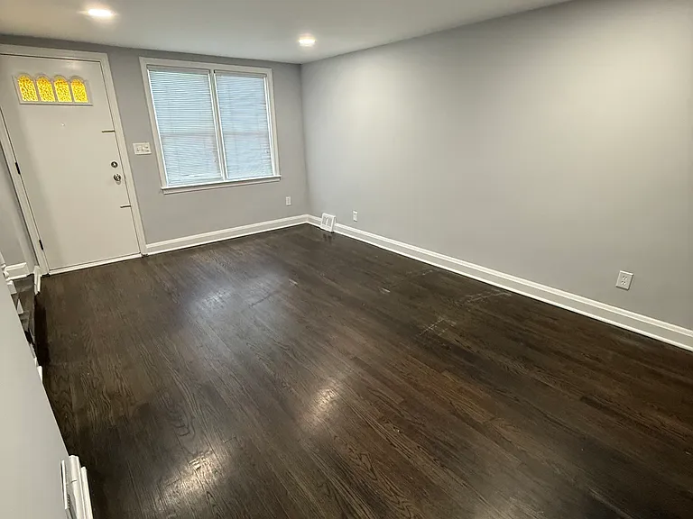 1010 Parksley Ave — Photo 4