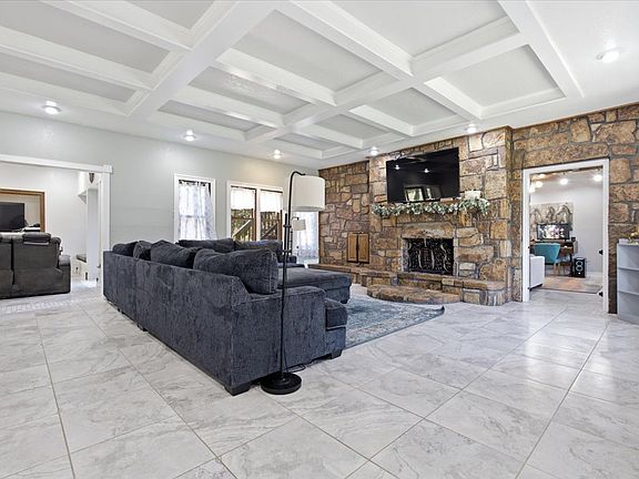 4th image of 9421 County Road 3670