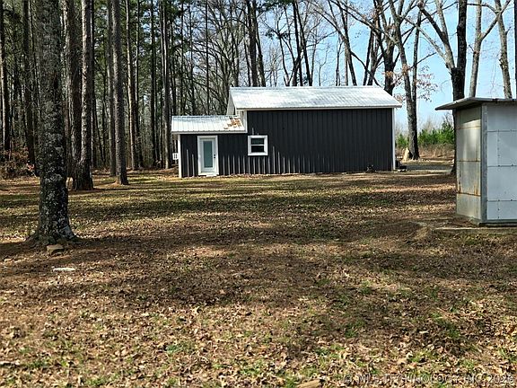 4th image of 181002 Apache Rd