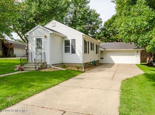 307 N 4th St, Goodhue, MN 55027