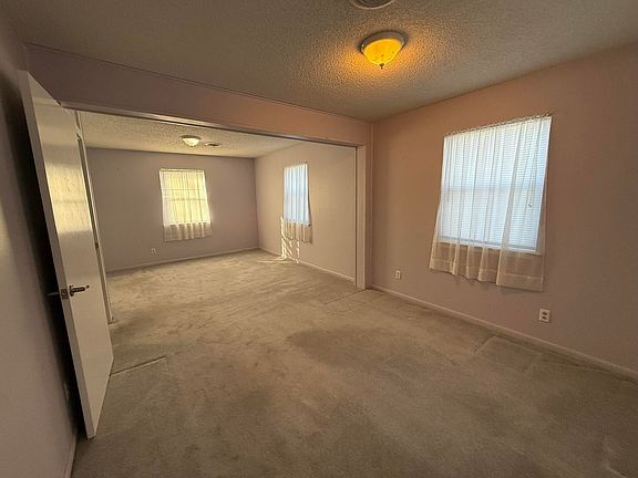 5th image of 344 Stauffer St