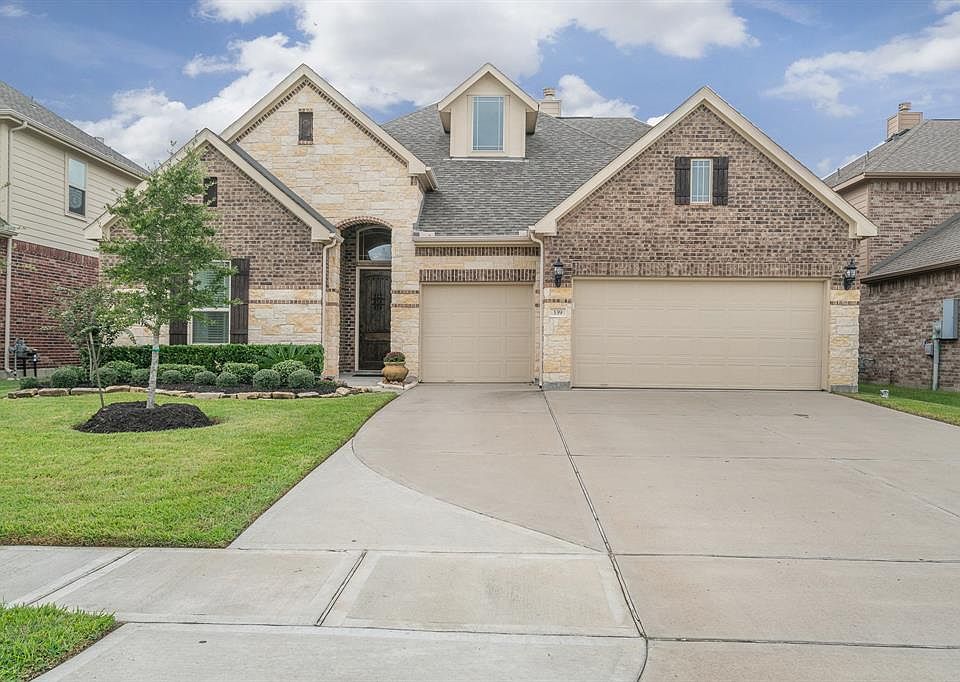 1st image of 339 Woodway Dr