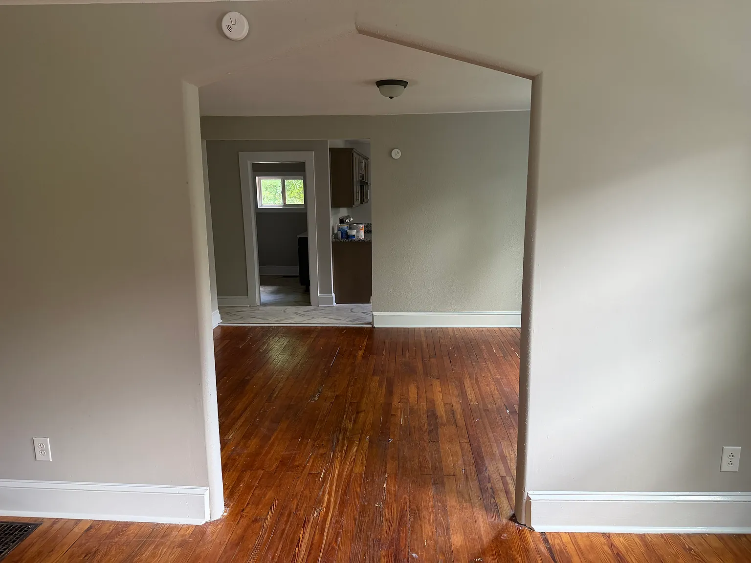 2 bed, 1245 sqft, $1,450 — Photo 2
