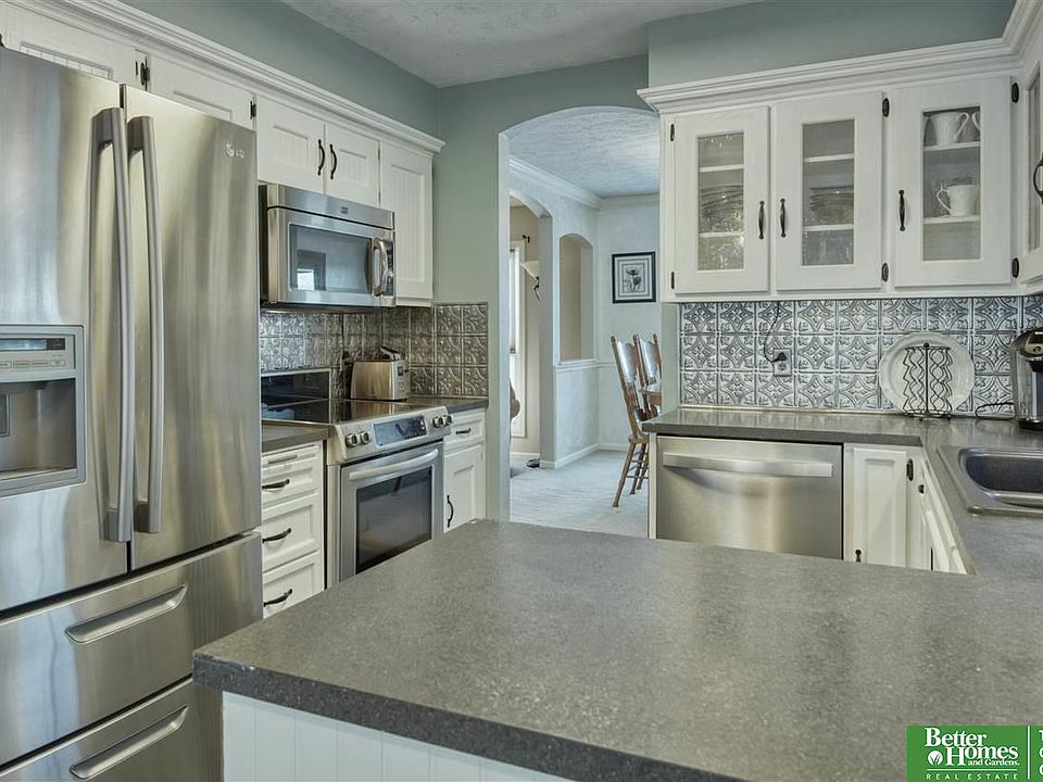 1st image of 1104 Leprechaun Ln