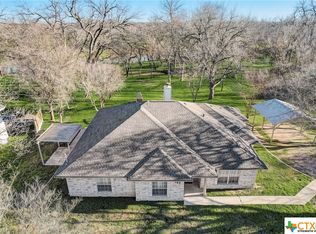 367 River Bend Ln, Martindale, TX 78655
